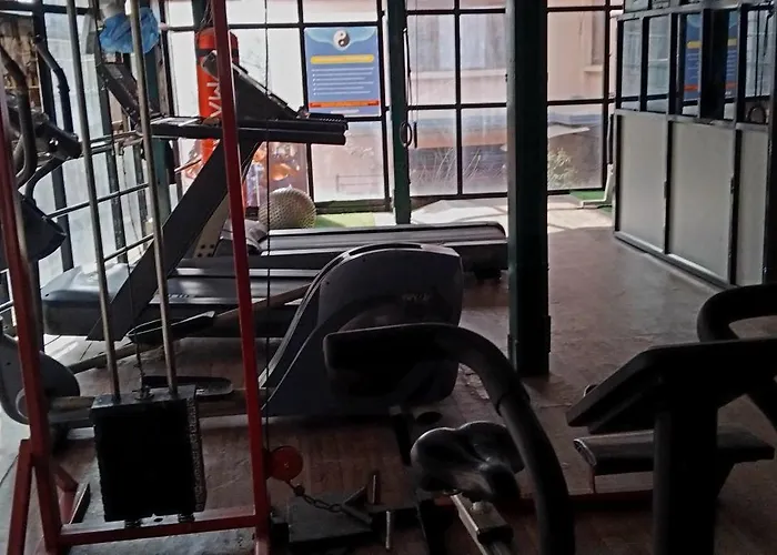 Mystic Vibes Fitness -conscious Living Commune * 加德满都