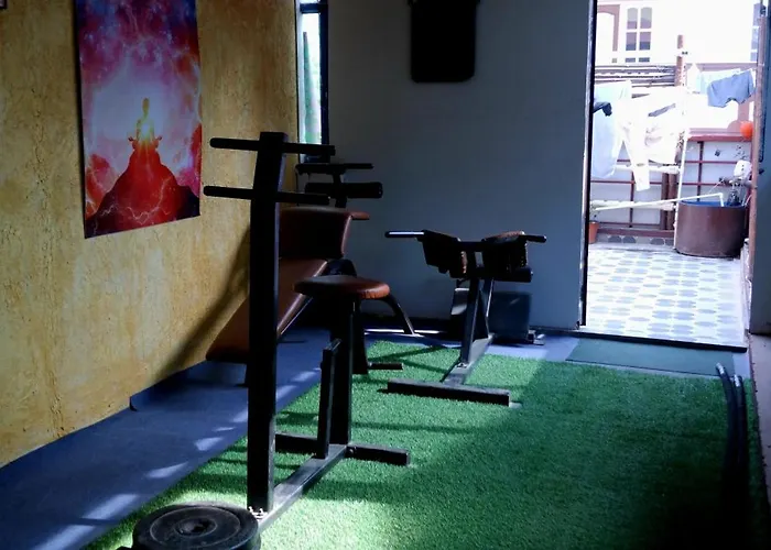 Mystic Vibes Fitness -conscious Living Commune 民宿