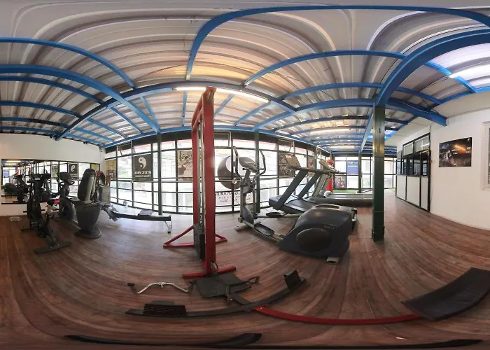 Mystic Vibes Fitness -conscious Living Commune 民宿 *
